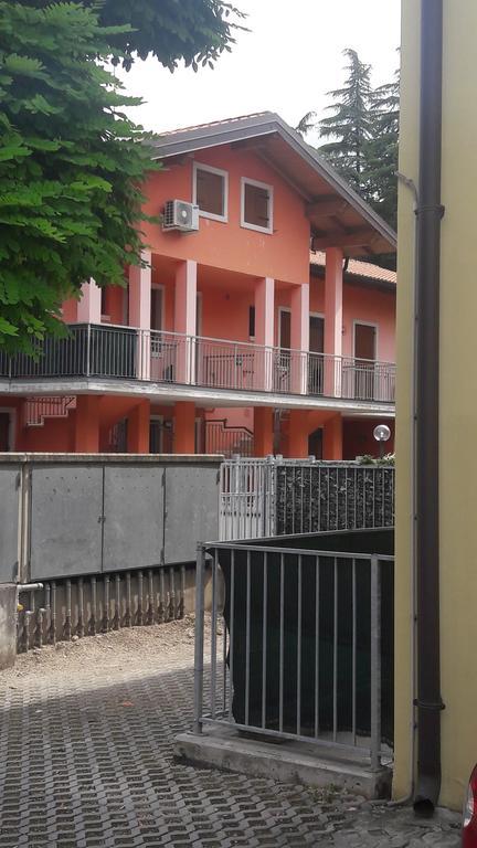 Casa Lavoro Vancanza Apartment Castelnuovo del Garda Exterior photo