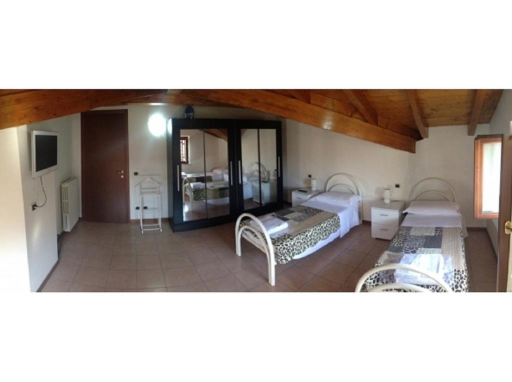 Casa Lavoro Vancanza Apartment Castelnuovo del Garda Room photo